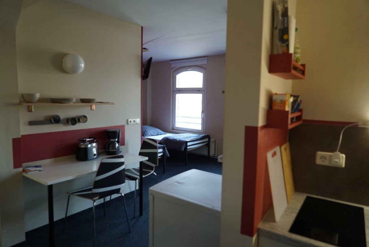 Klassmo Kulturcafe&Gaestehaus Mit Kulturwerkstatt Luckenwalde Dış mekan fotoğraf